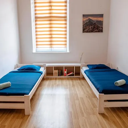 T&T Hostel & Apartments-2